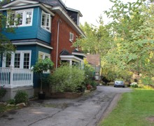 365 Stanley Avenue (Pleasant Park Road)